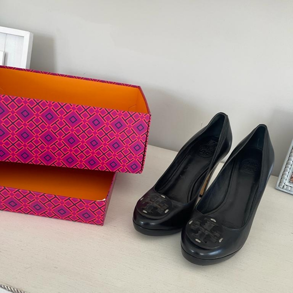 Tory Burch size 7 Pumps